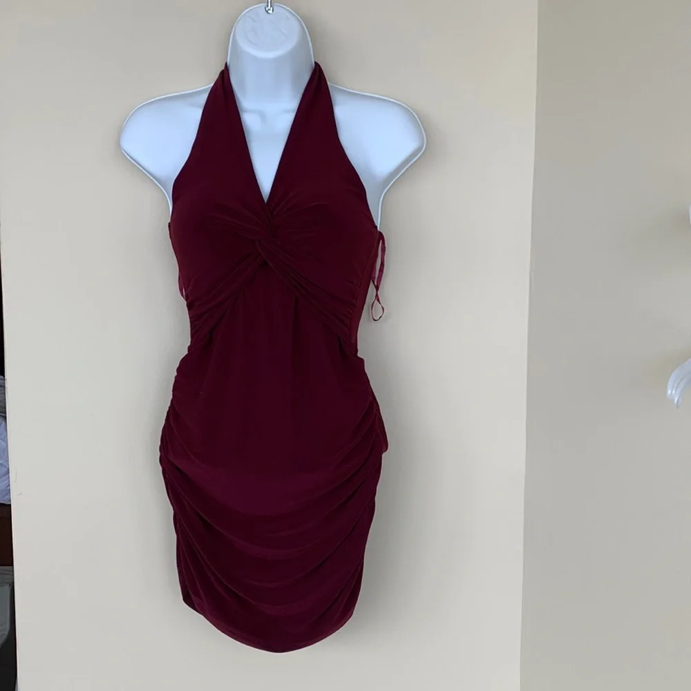Halter backless , purple women top - Picture 1 of 3